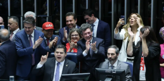 Por 75 votos a 1, Senado aprova fim da escala 6×1 e garante dois dias de folga por semana
